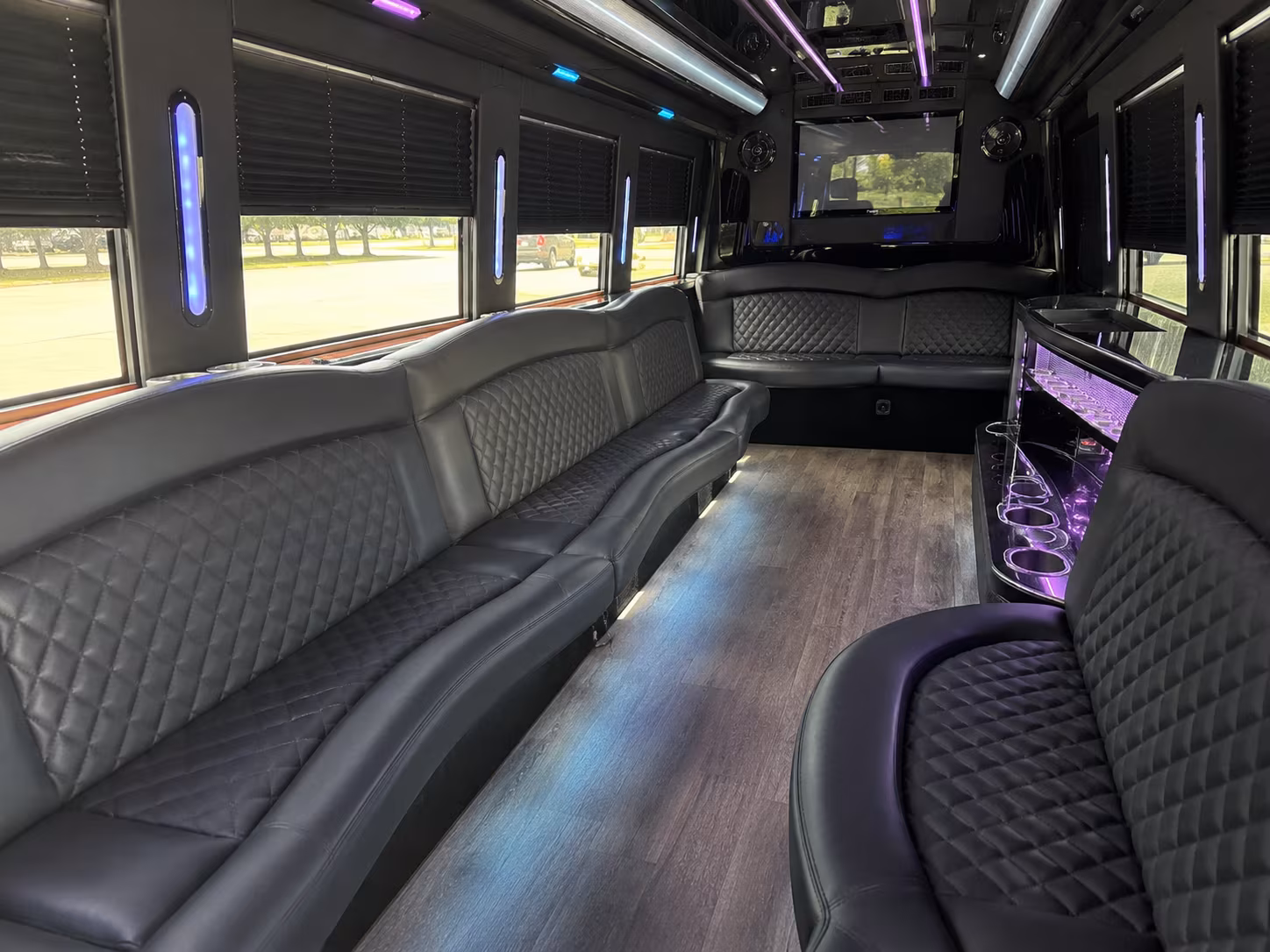 Delray Beach Homecoming & Prom Party Bus Rentals