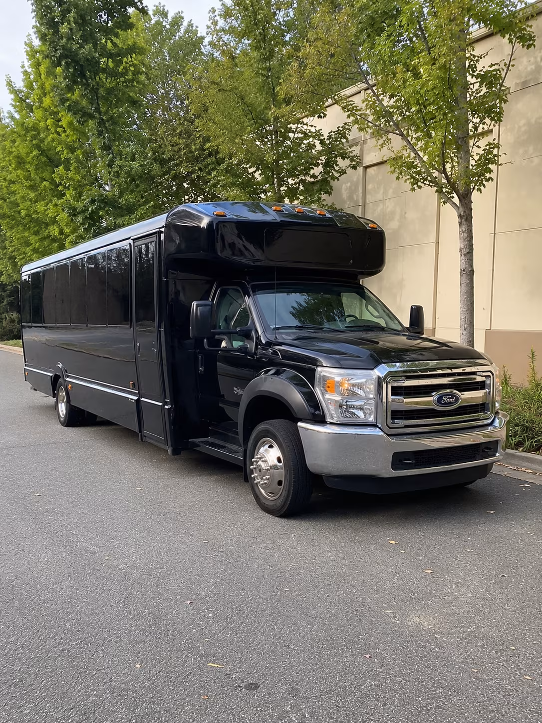 Margate Winery Tour & Pub Crawl Transportation