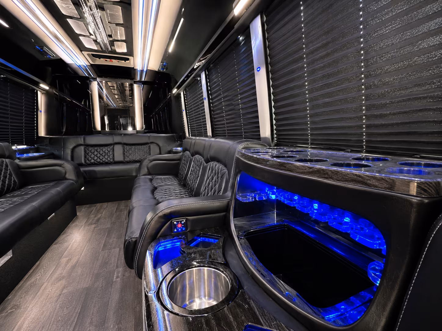 Palm Beach Gardens Homecoming & Prom Party Bus Rentals