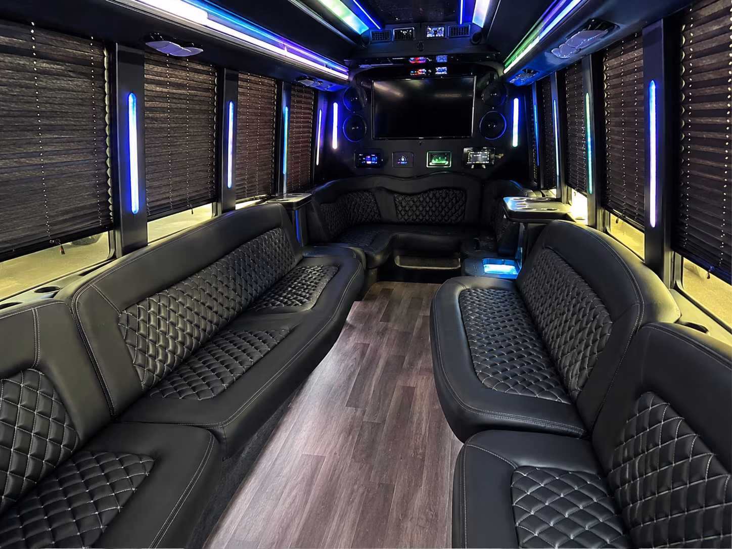 West Palm Beach Birthday, Sweet 16, & Quinceañera Transportation group transportation