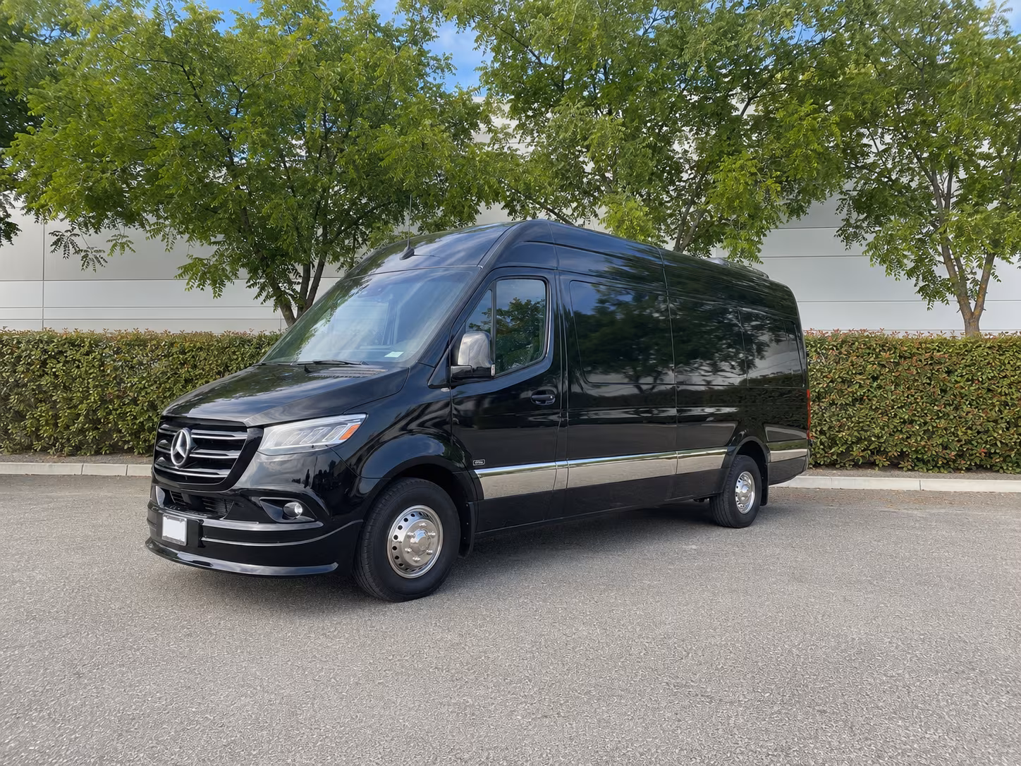West Palm Beach Corporate Transportation party bus exterior