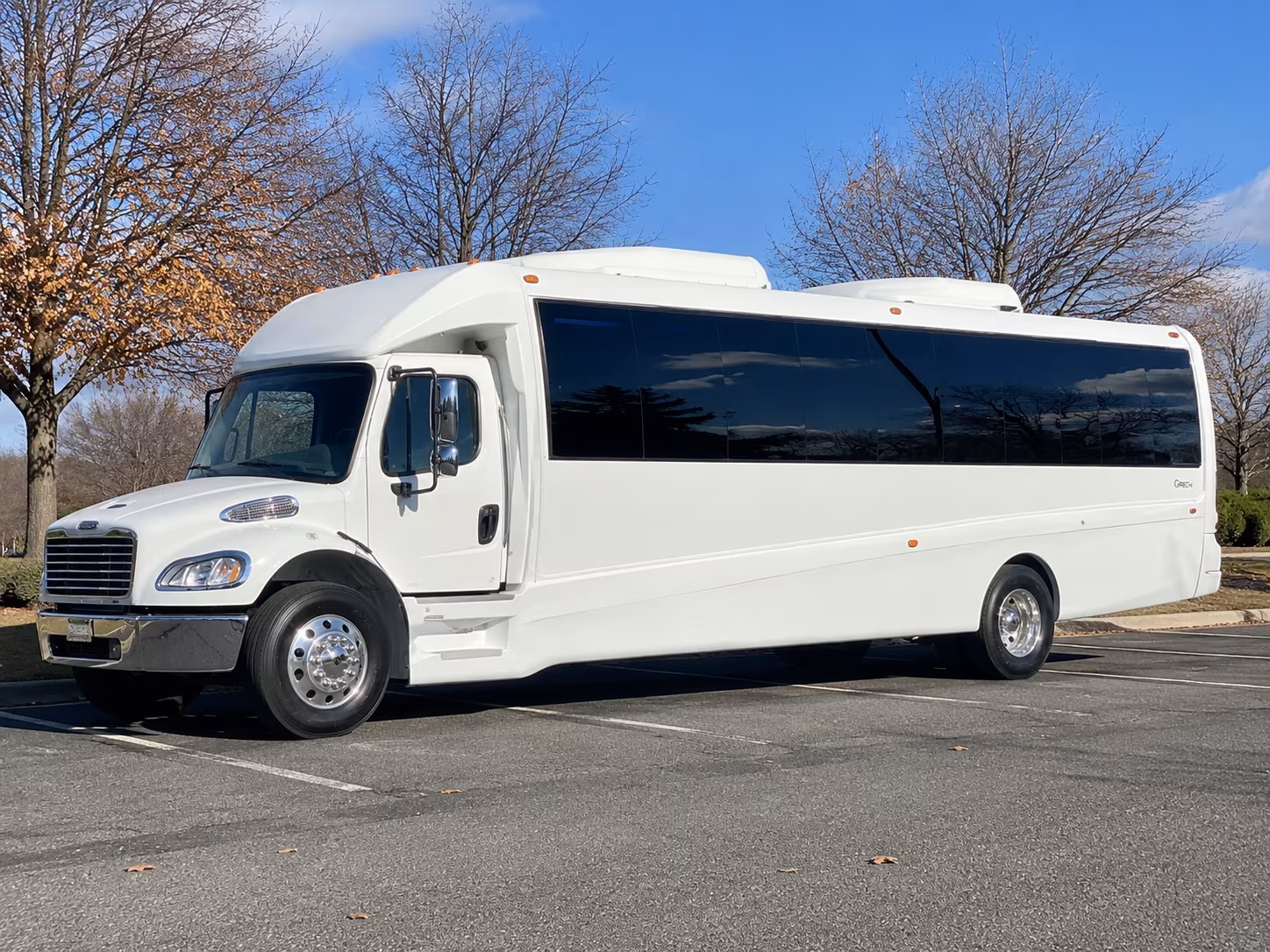 West Palm Beach Winery Tour & Pub Crawl Transportation party bus exterior