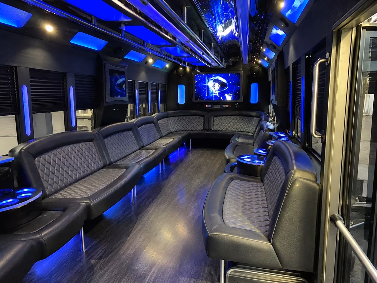 West Palm Beach Winery Tour & Pub Crawl Transportation group transportation